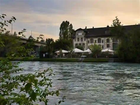 Flohmarkt und Brocante in der Dampfzentrale Bern。